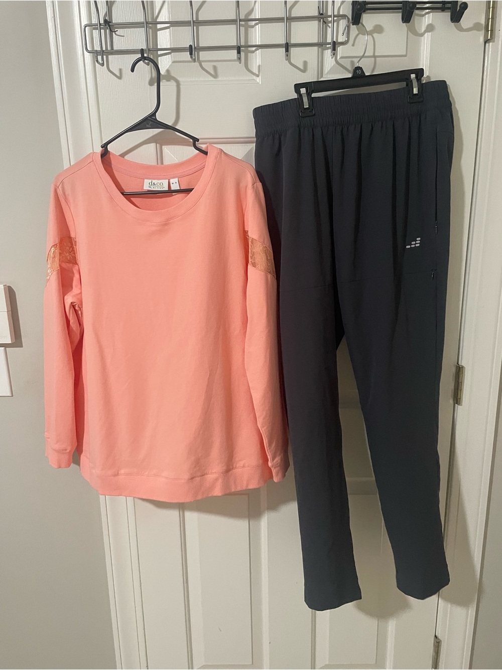X largeCoral Peach Long-Sleeve sweatshirt Top lace insert BCG pant lg